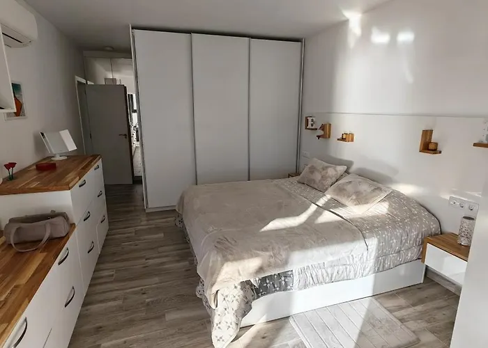 Luxury 2 Bedrooms Norton With Amazing Views In Apartament