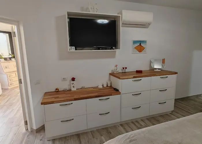 Apartament Luxury 2 Bedrooms Norton With Amazing Views In *