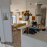 Luxury 2 Bedrooms Norton With Amazing Views In Διαμέρισμα *