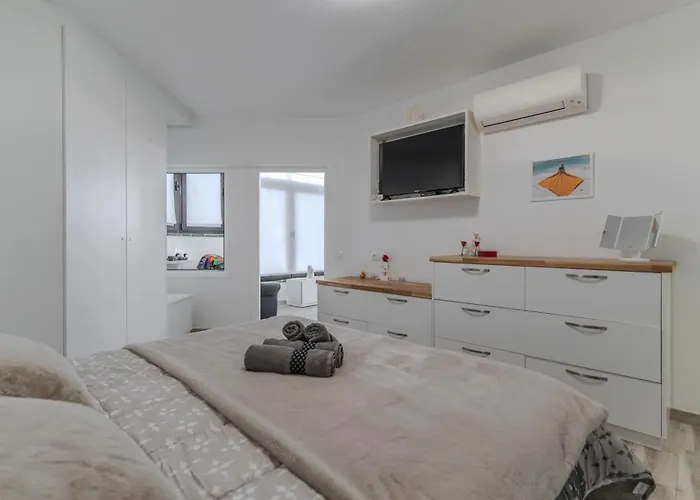 Luxury 2 Bedrooms Norton With Amazing Views In Apartamento