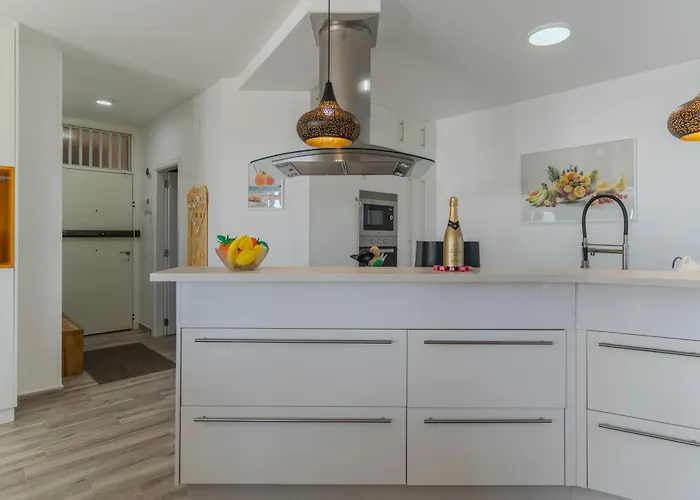 Luxury 2 Bedrooms Norton With Amazing Views In Apartamento Costa Del Silencio