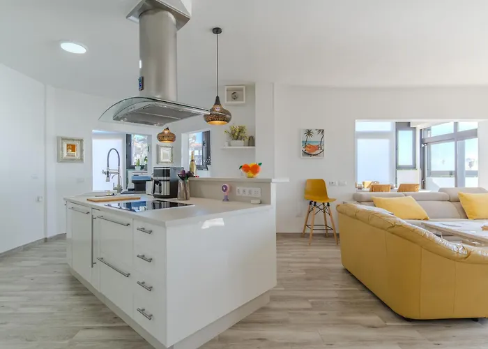 Luxury 2 Bedrooms Norton With Amazing Views In Apartamento Costa Del Silencio