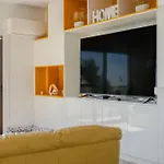 Luxury 2 Bedrooms Norton With Amazing Views In Апартаменты