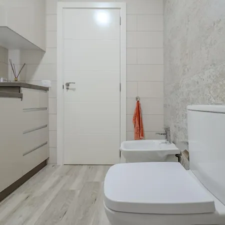 Atlantic View Deluxe, Luxury 2 Bedrooms Norton With Amazing Views In Apartment *
