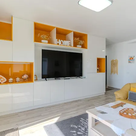 Atlantic View Deluxe, Luxury 2 Bedrooms Norton With Amazing Views In Apartment