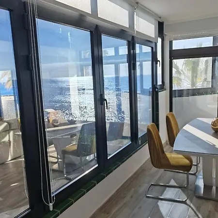 Apartment Atlantic View Deluxe, Luxury 2 Bedrooms Norton With Amazing Views In