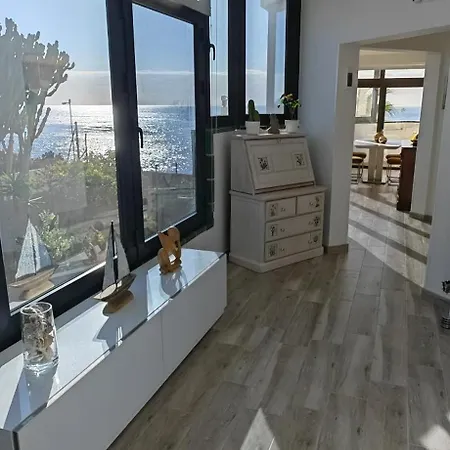 Apartment Atlantic View Deluxe, Luxury 2 Bedrooms Norton With Amazing Views In