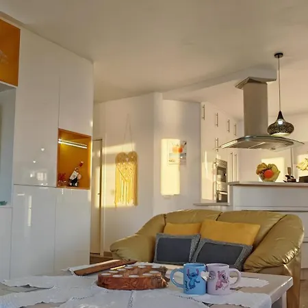 Atlantic View Deluxe, Luxury 2 Bedrooms Norton With Amazing Views In Apartment *
